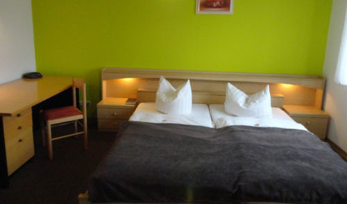 Hotel Arheilger Hof 3*